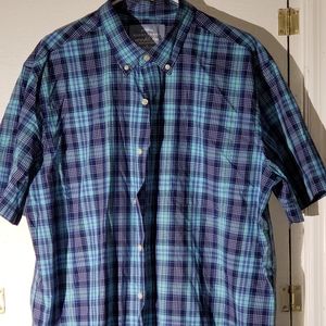 Short sleeve button up shirt